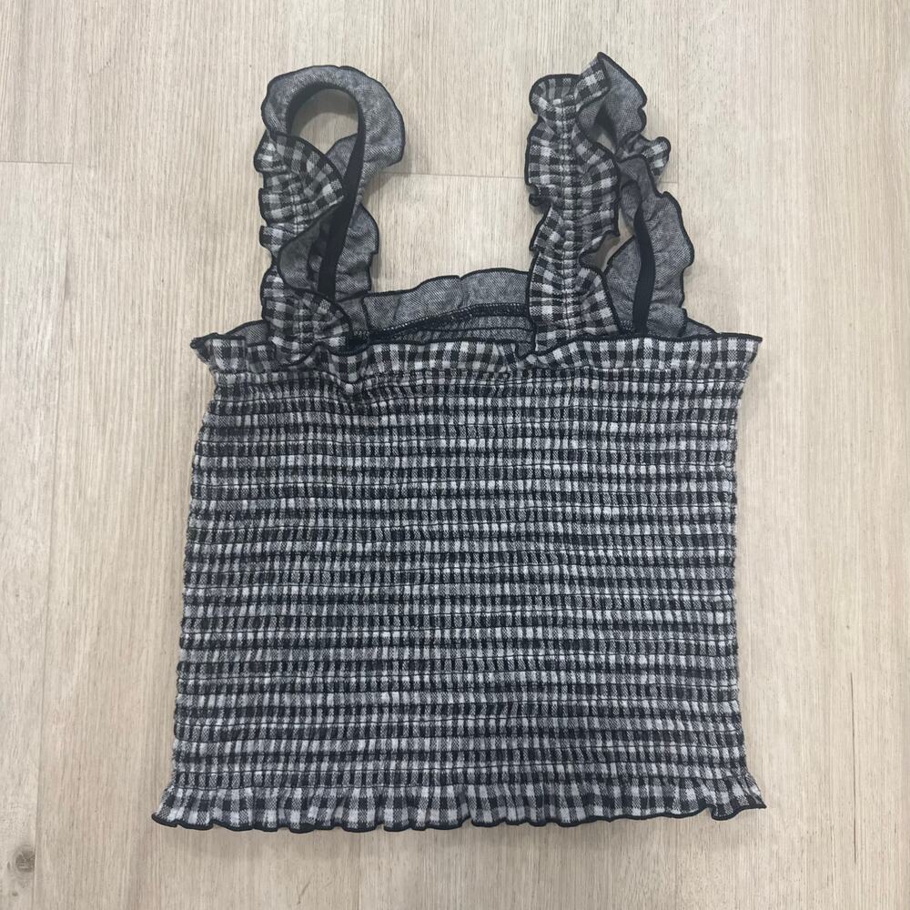 Vero Moda Vida Extra Cropped Black and White Smocked Gingham Crop Tank Medium - Picture 2 of 5
